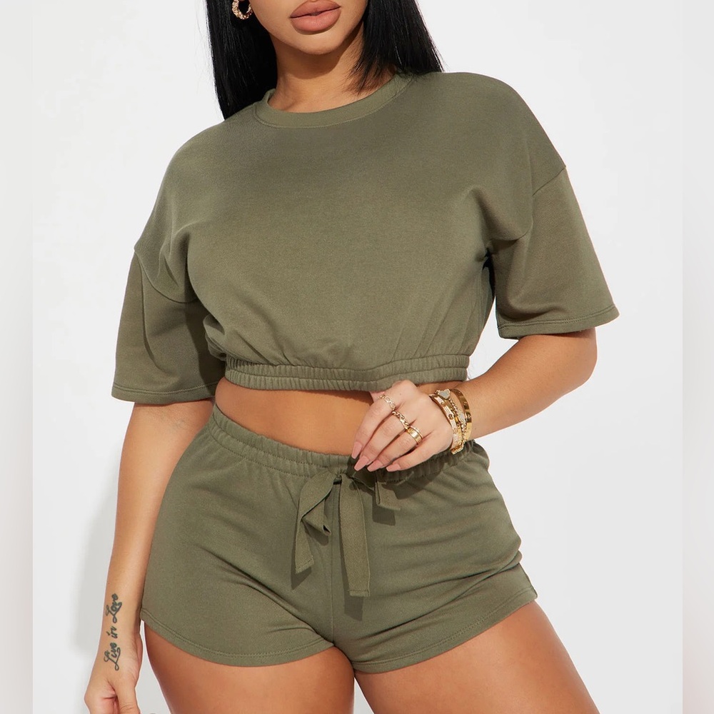 Fashion Nova, 2 piece short set, Dark Green, size S